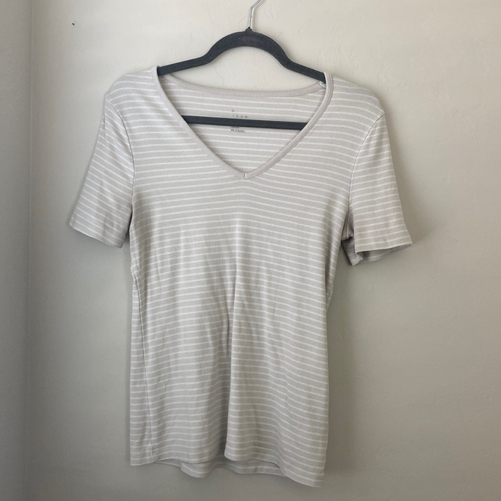 Cream stripped V neck